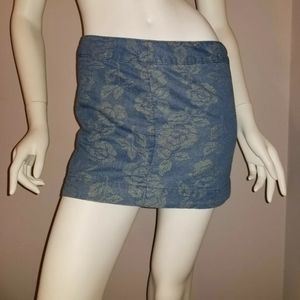 Abercrombie & Fitch Women’s Blue Floral Mini Skirt